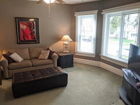 803 E Garden St, Freeport, IL 61032 photo 9