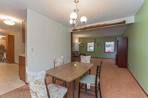 207 Carriage Hills Rd, Normal, IL 61761 photo 9