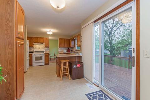 207 Carriage Hills Rd, Normal, IL 61761 photo 13