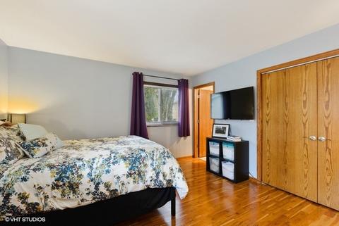 50 Devonshire Cir, Elgin, IL 60123 photo 12