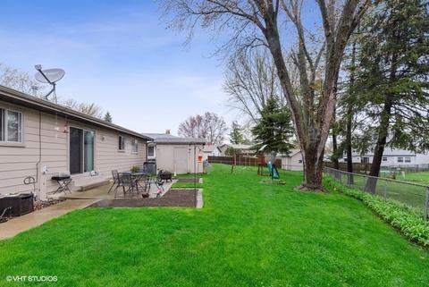 50 Devonshire Cir, Elgin, IL 60123 photo 22