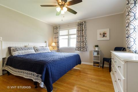 49 S Meyer Ct, Des Plaines, IL 60016 photo 8