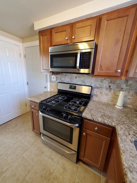 2032 E 93rd St, Chicago, IL 60617 photo 8