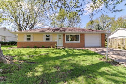 209 Rowe Dr, Bloomington, IL 61701 photo 1