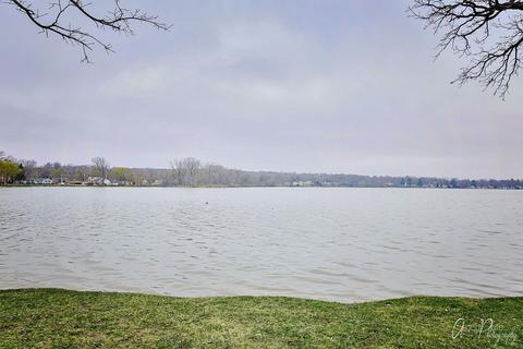 1907 Meadow Ln, Mchenry, IL 60050 photo 20