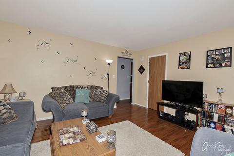 1907 Meadow Ln, Mchenry, IL 60050 photo 4