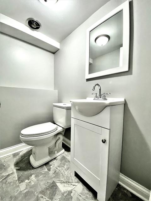3011 Longfellow Ave, Hazel Crest, IL 60429 photo 17