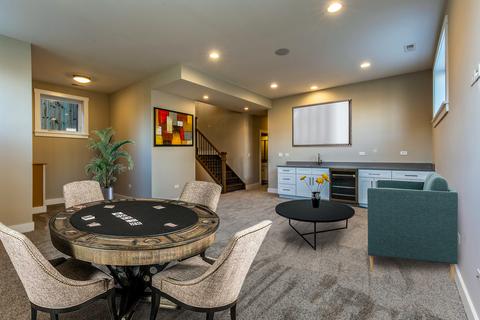 4555 S Champlain Ave, Chicago, IL 60653 photo 6