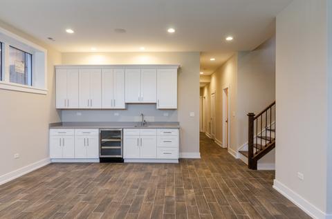 4555 S Champlain Ave, Chicago, IL 60653 photo 14