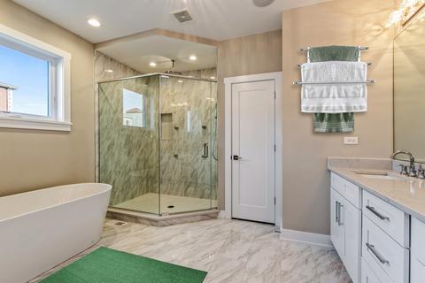4555 S Champlain Ave, Chicago, IL 60653 photo 8