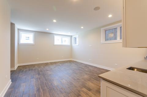 4555 S Champlain Ave, Chicago, IL 60653 photo 15