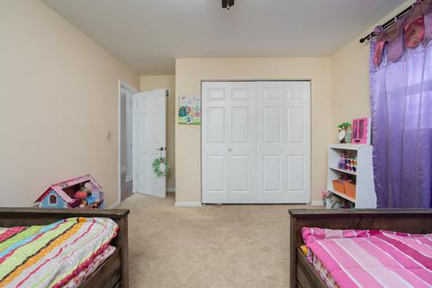 1229 Mallard Dr, Elgin, IL 60123 photo 11