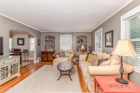 544 S 4th Ave, Des Plaines, IL 60016 photo 4