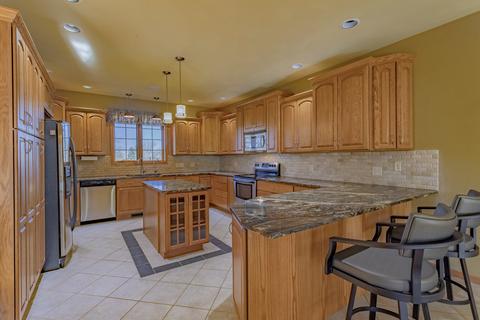 10009 E Pleasant View Rd, Davis, IL 61019 photo 1