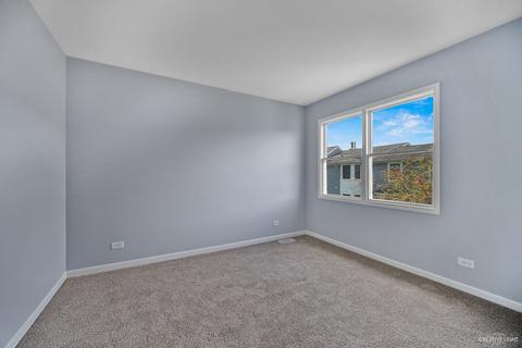 272 Eclipse Dr, Carol Stream, IL 60188 photo 16