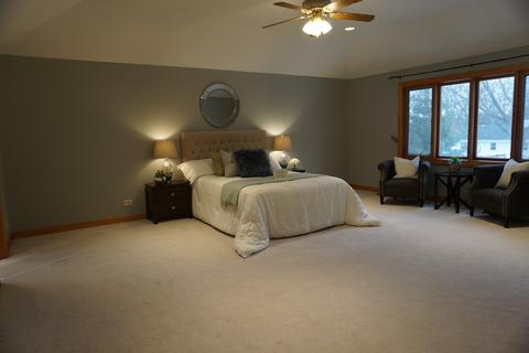 910 Carlow Dr, Des Plaines, IL 60016 photo 19