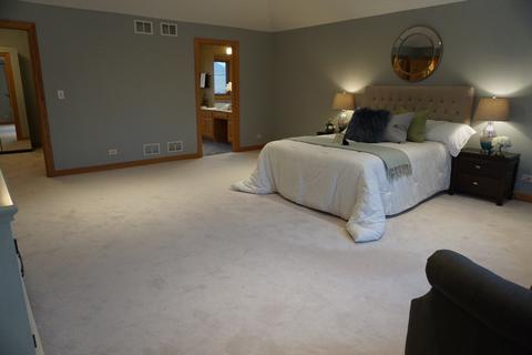 910 Carlow Dr, Des Plaines, IL 60016 photo 21