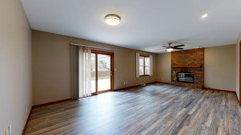 612 Maple Ave, Maple Park, IL 60151 photo 3