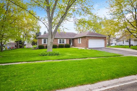 612 Maple Ave, Maple Park, IL 60151 photo 1