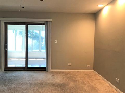 32 Cedar Dr, Wheeling, IL 60090 photo 5