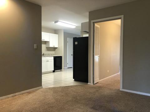 32 Cedar Dr, Wheeling, IL 60090 photo 4
