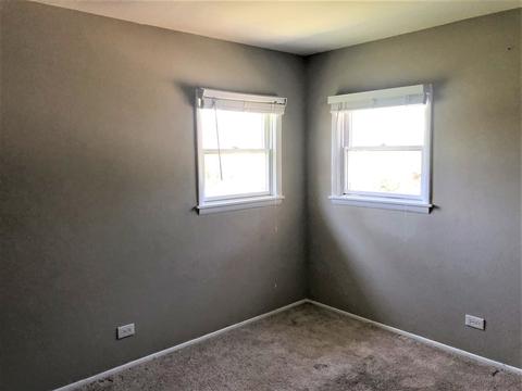 32 Cedar Dr, Wheeling, IL 60090 photo 9