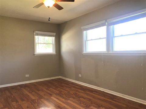 32 Cedar Dr, Wheeling, IL 60090 photo 7