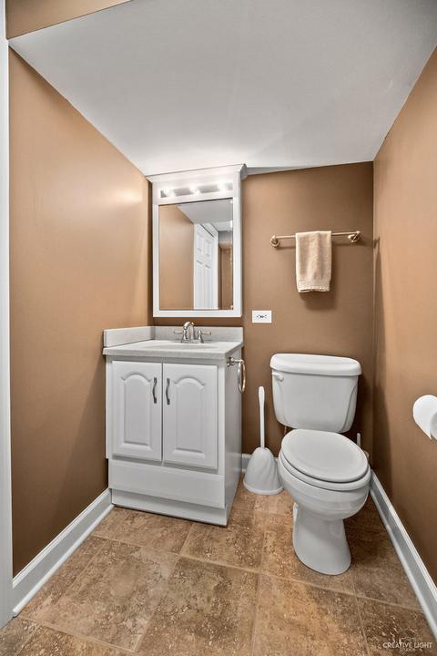 26 W107 Tomahawk Dr, Wheaton, IL 60189 photo 29