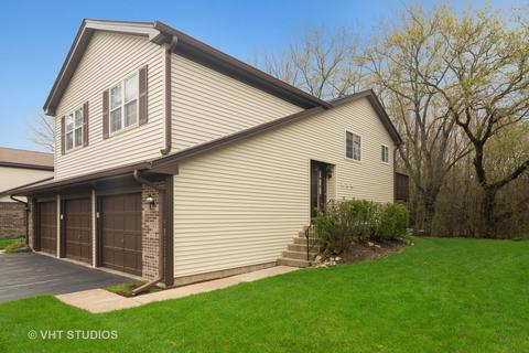 114 Pine Cir, Cary, IL 60013 photo 1