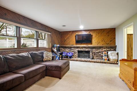 755 S Main Ave, Kankakee, IL 60901 photo 9