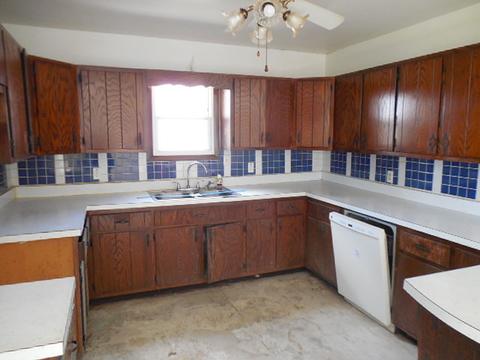 12448 E 11750 N Rd, Beecher, IL 60401 photo 5