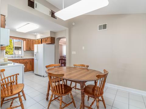 919 E Crockett Ave, Addison, IL 60101 photo 10
