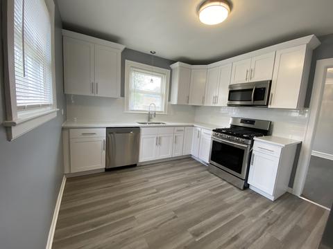 8244 S Artesian Ave, Chicago, IL 60652 photo 5