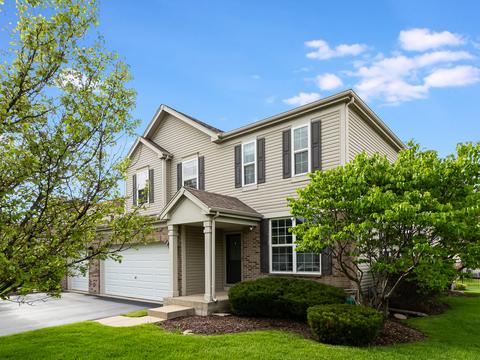 5930 Chatham Dr, Hoffman Estates, IL 60192 photo 2