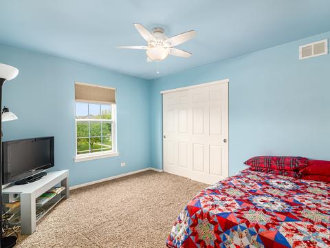 5930 Chatham Dr, Hoffman Estates, IL 60192 photo 22