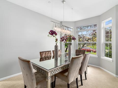 5930 Chatham Dr, Hoffman Estates, IL 60192 photo 5