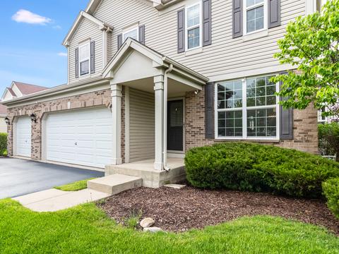 5930 Chatham Dr, Hoffman Estates, IL 60192 photo 3