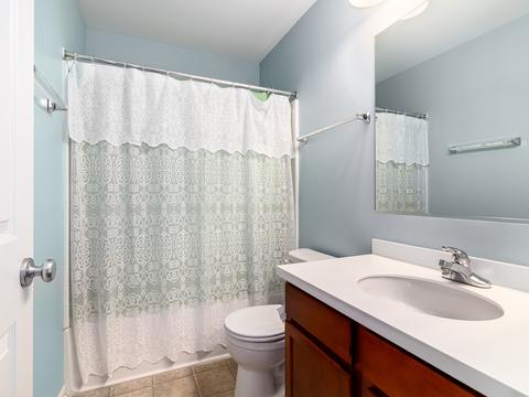5930 Chatham Dr, Hoffman Estates, IL 60192 photo 23