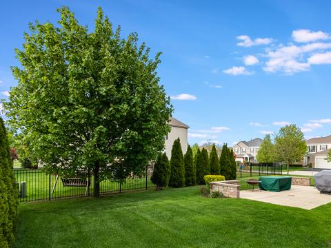 5930 Chatham Dr, Hoffman Estates, IL 60192 photo 27