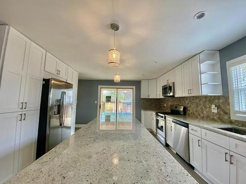 520 E 144th St, Dolton, IL 60419 photo 4