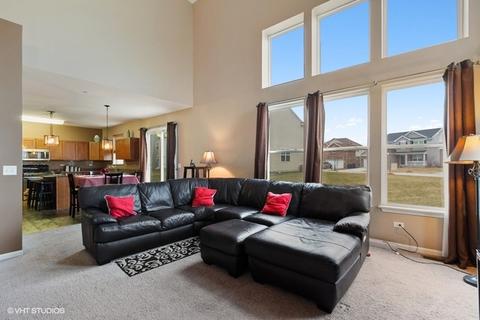 76 Bowman St, Matteson, IL 60443 photo 2