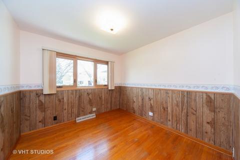 415 Radcliffe Ave, Des Plaines, IL 60016 photo 6