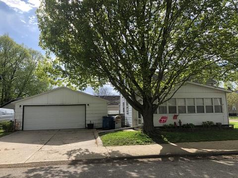 1226 Putnam St, Peru, IL 61354 photo 1