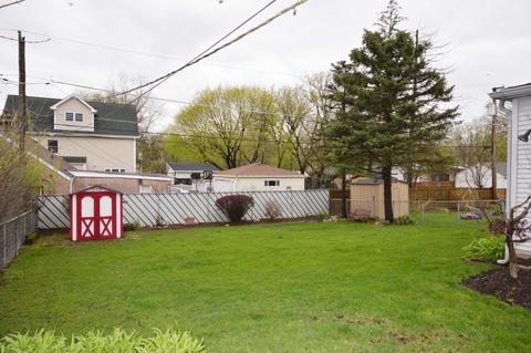 386 S Wolf Rd, Des Plaines, IL 60016 photo 21