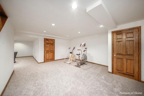 321 Brighton Dr, Wheaton, IL 60189 photo 29