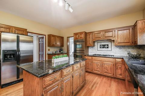321 Brighton Dr, Wheaton, IL 60189 photo 11