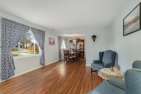 625 Arlington St, Hoffman Estates, IL 60169 photo 6