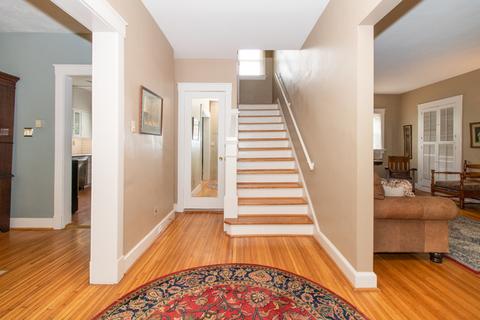 31 White Pl, Bloomington, IL 61701 photo 2
