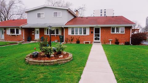 9028 Sherry Ln, Des Plaines, IL 60016 photo 1
