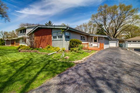 4000 Raven Ln, Rolling Meadows, IL 60008 photo 1